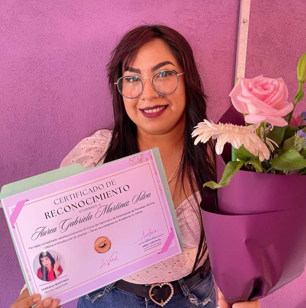 Alumna certificada