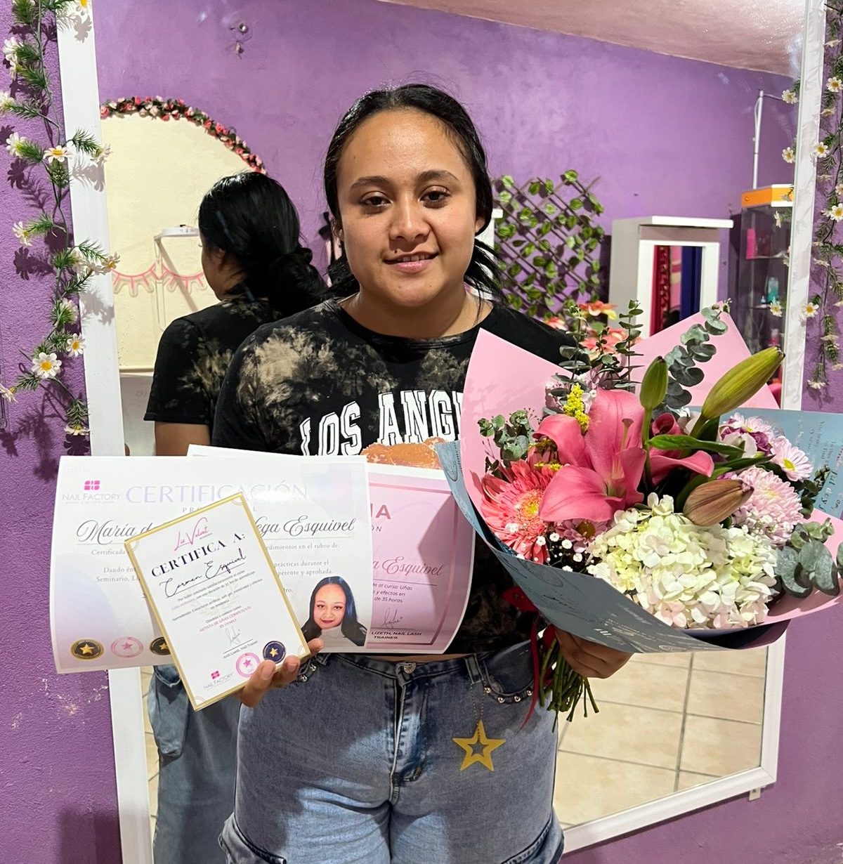 Alumna certificada